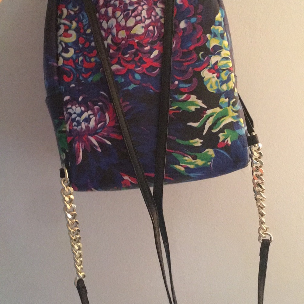 Vs backpack - Picture 2 of 3